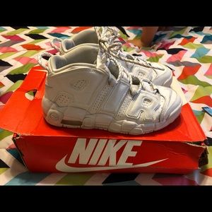 Nike Uptempo white size 6.5